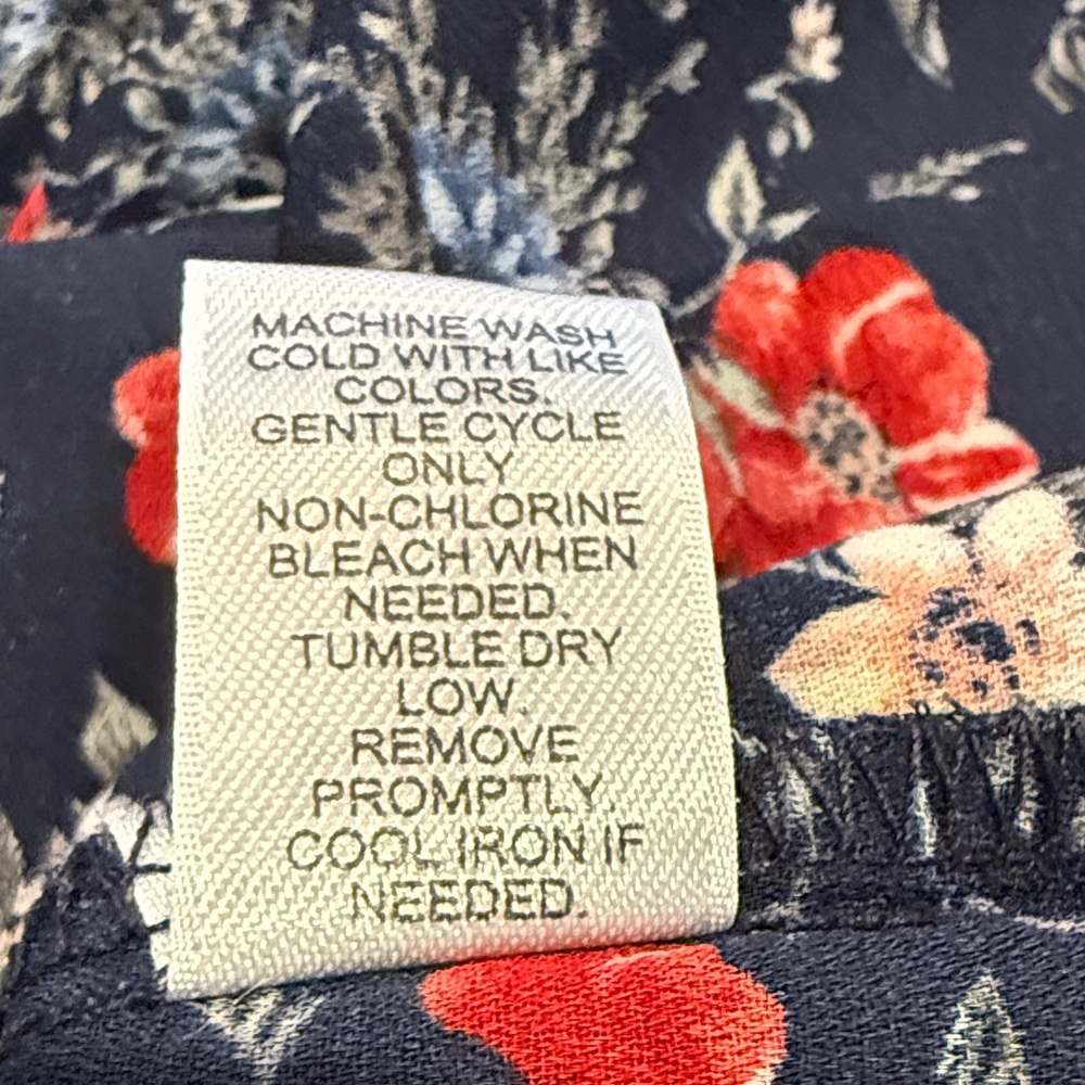 Navy Floral Ruffle Blouse - Picture 15 of 16